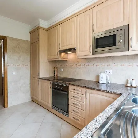 2 Bedroom Floor Apartment, Oasis Parque, Near Alvor At01 *