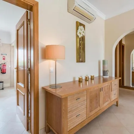 아파트 2 Bedroom Floor Apartment, Oasis Parque, Near Alvor At01 포티마오