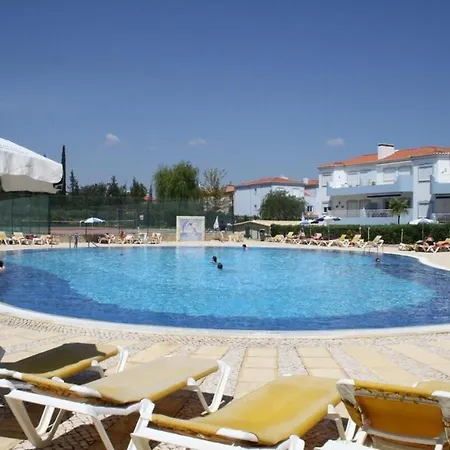 Daire 2 Bedroom Floor Apartment, Oasis Parque, Near Alvor At01 *